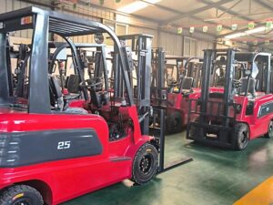 news2 - forklift by VARYON