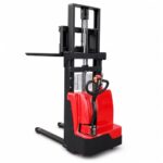 Pallet stacker prepared for warehouse route and aisle-width selection planning